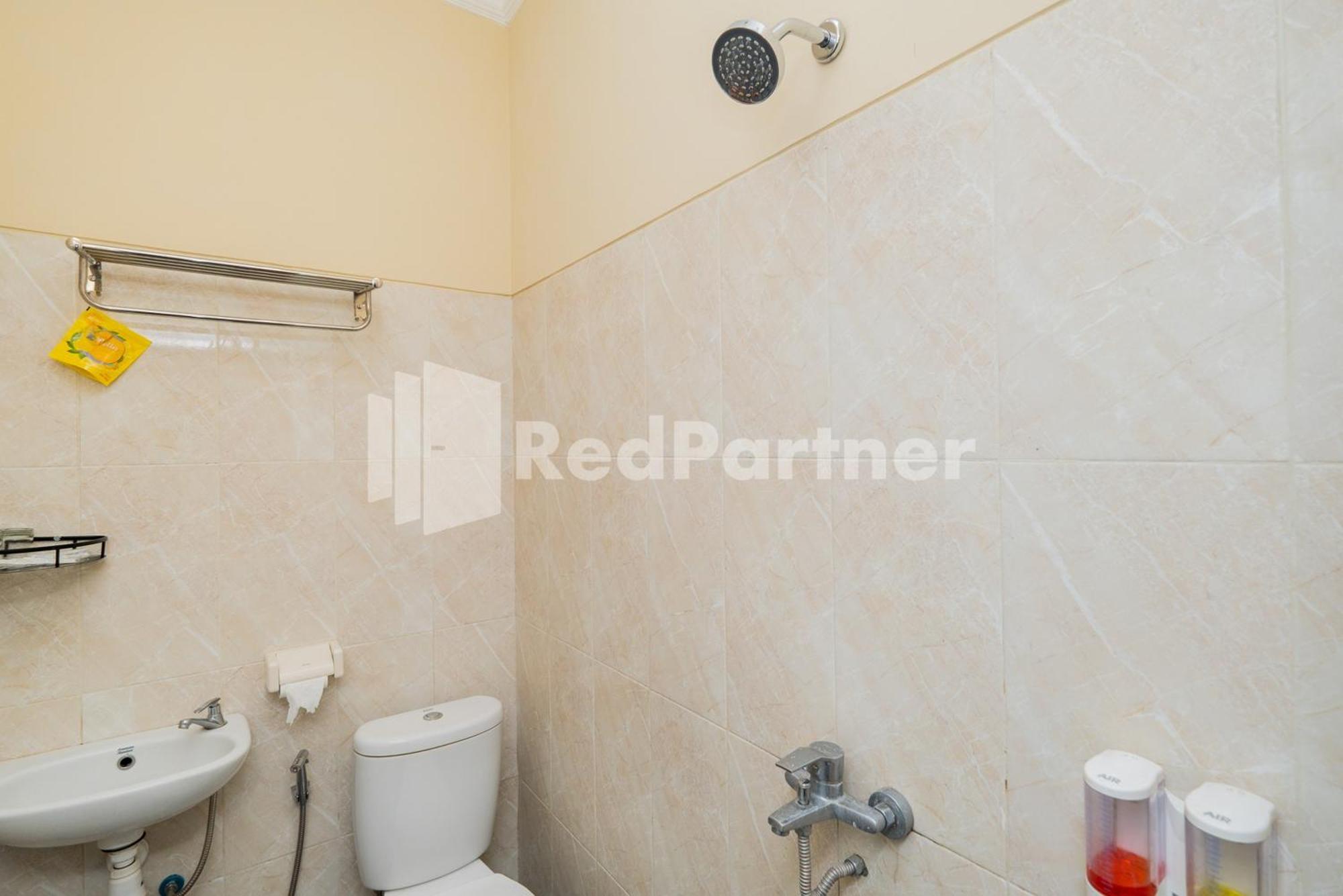 Swun Stay Inn At Sawahan Mitra Reddoorz 玛琅 外观 照片
