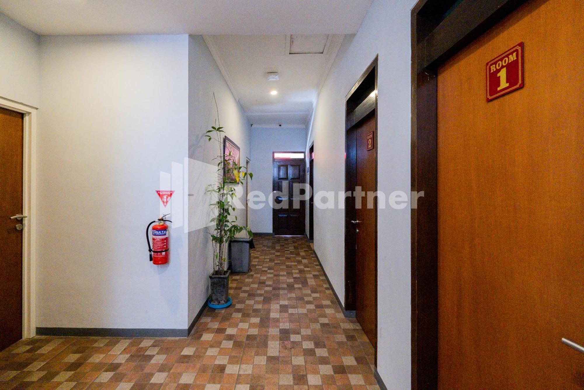 Swun Stay Inn At Sawahan Mitra Reddoorz 玛琅 外观 照片